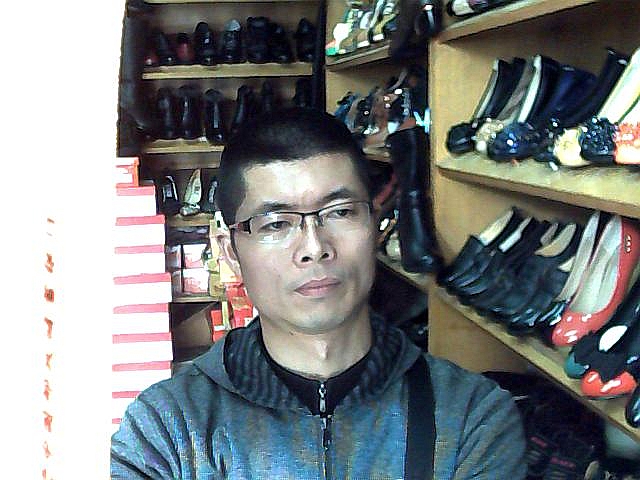 小丁鞋店的第三张照片--福建987交友网