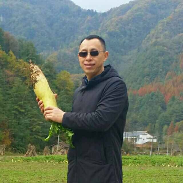 墨迹男的第一张照片--福建交友中心