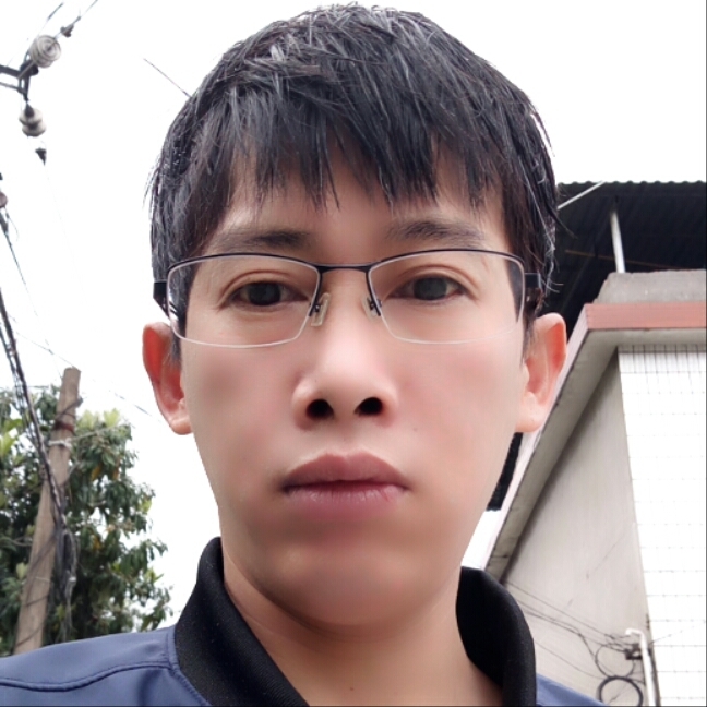 下凡买烟的第一张照片--福建交友中心