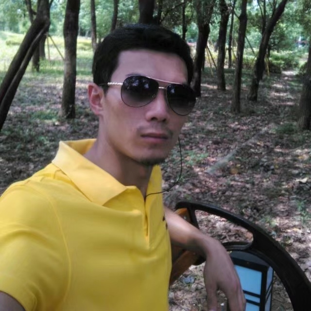 错把真心喂了狗的第二张照片--福建交友中心