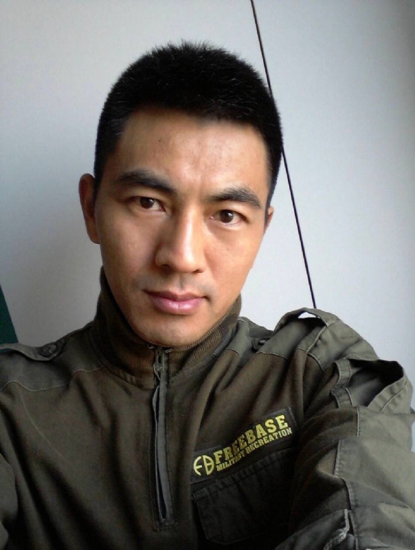 鐵血柔情的第一张照片--福建交友中心