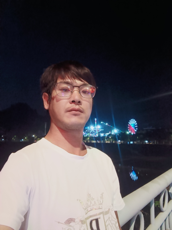 任豐的第一张照片--福建交友中心