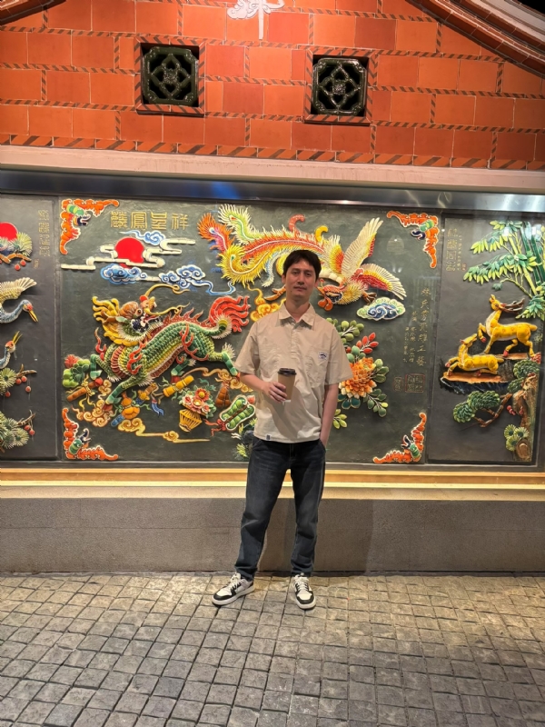 笙箫何的第一张照片--福建交友中心